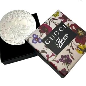 NIB Gucci Flora Silver Compact